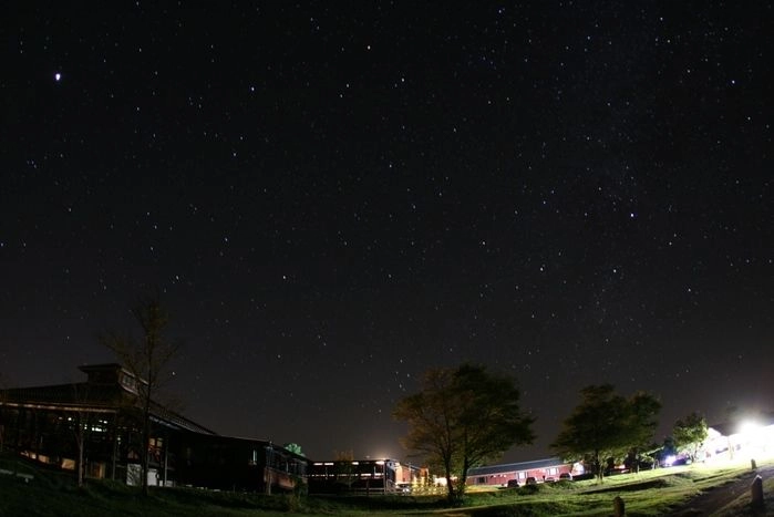久住高原コテージから見た夜の星空の写真