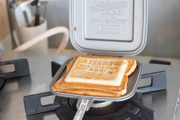 ありそうでなかった！TSBBQのライトステンレス ダッチオーブンの人気が
