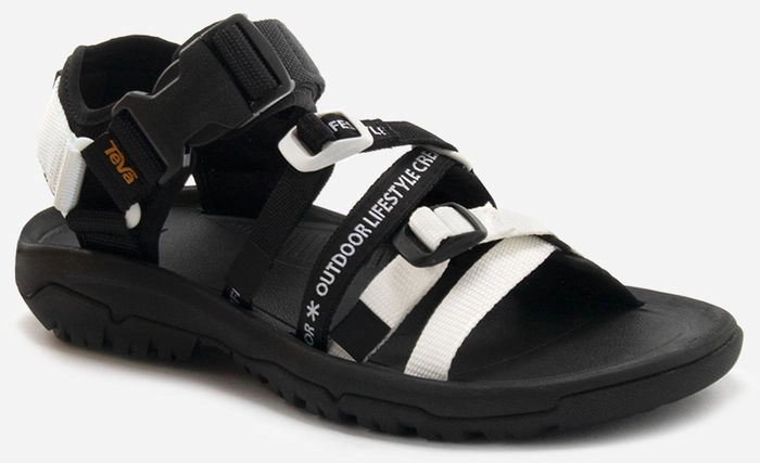 これは買うしかない！Snow Peak × Teva コラボレーションサンダル第3弾