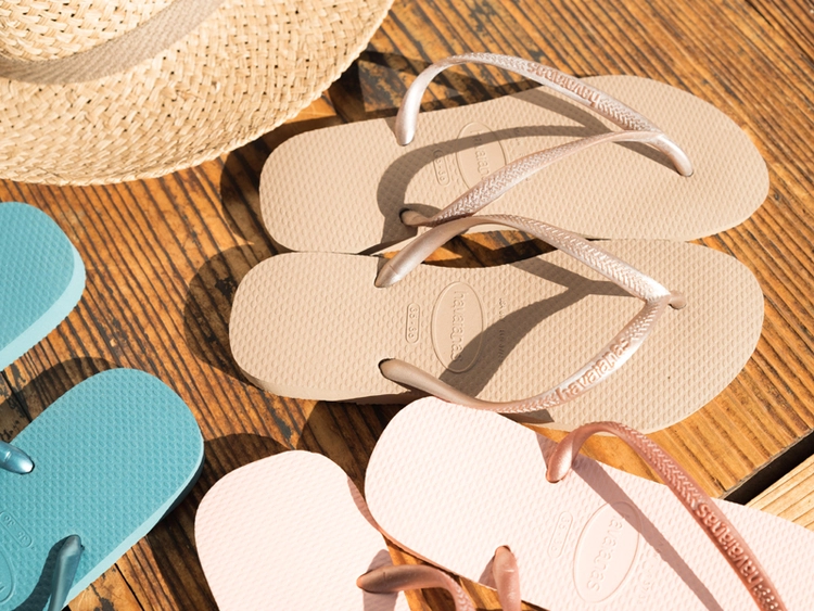 ハワイアナスのおすすめビーチサンダル13選 夏を快適に キャンプ アウトドア情報メディアhinata