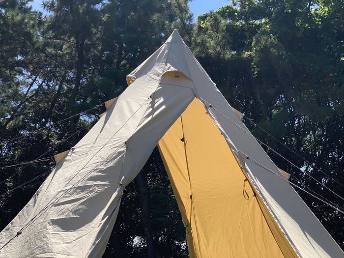 あるはずのアレがない ハイランダーの画期的な新作テントの不思議に迫る 今月のフカボリ Vol 6 キャンプ アウトドア情報メディアhinata