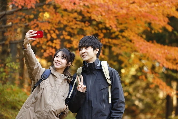 スマホで紅葉写真を撮ろう トレッキングしながら撮り方のコツを実践 キャンプ アウトドア情報メディアhinata
