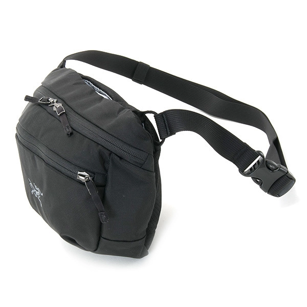 アークテリクス ARC'TERYX MAKA2 廃盤 ホワイト ボディバッグ
