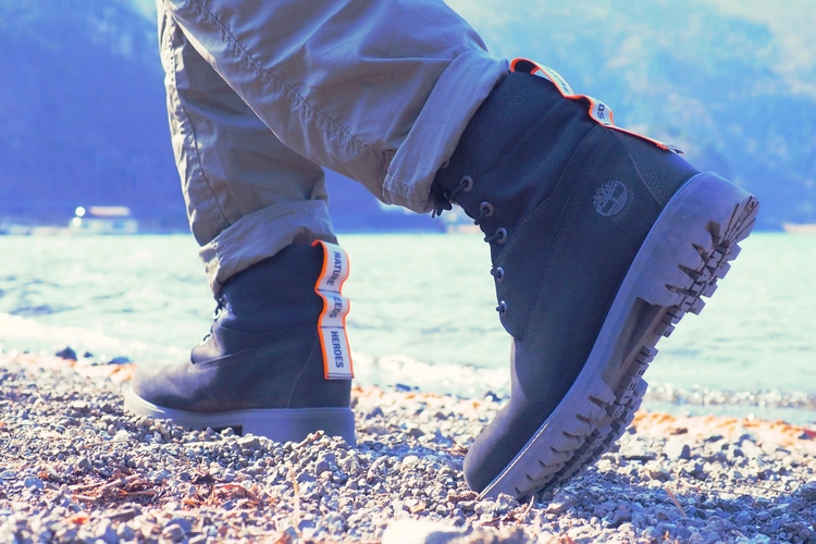 ティンバーランドの話題の新作を履いてみた！キャンプ場での着用感を