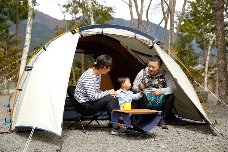 大人一人で簡単に設営できる！ファミリーキャンプにピッタリのテントと