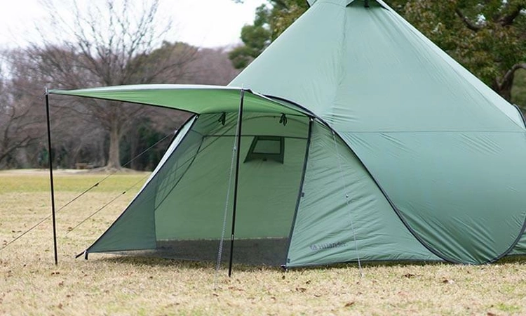 フィンガルの入り口の張り出し