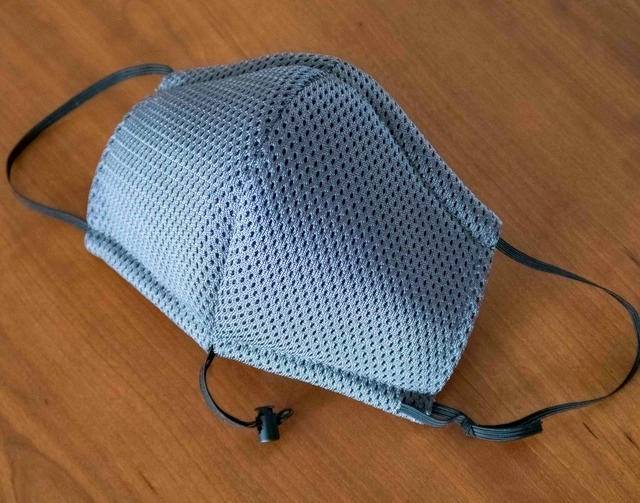 CORDURA(R)素材を使ったソトラボの「アジャスタブルマスク」は見た目も使い勝手も優秀！