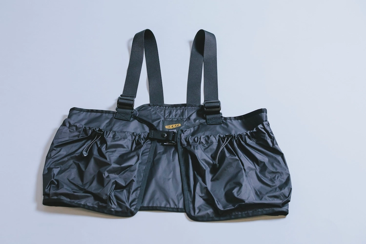 KEENのポンチョ