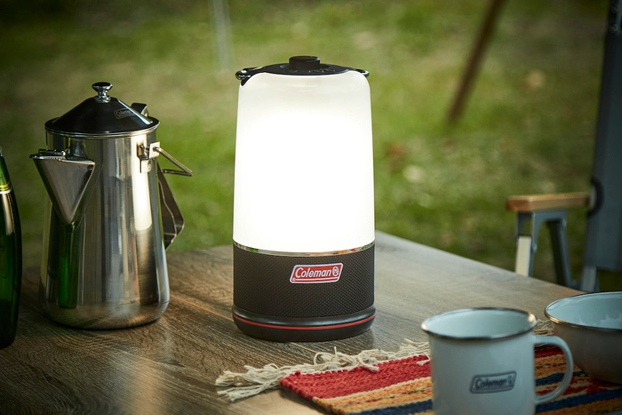 スピーカー付きのLEDランタン