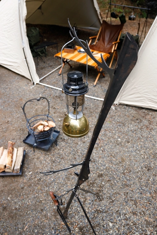 taru　ランタンスタンド無し ThousWinds 多機能三脚卓上ライトスタンド – SWAG_GEAR