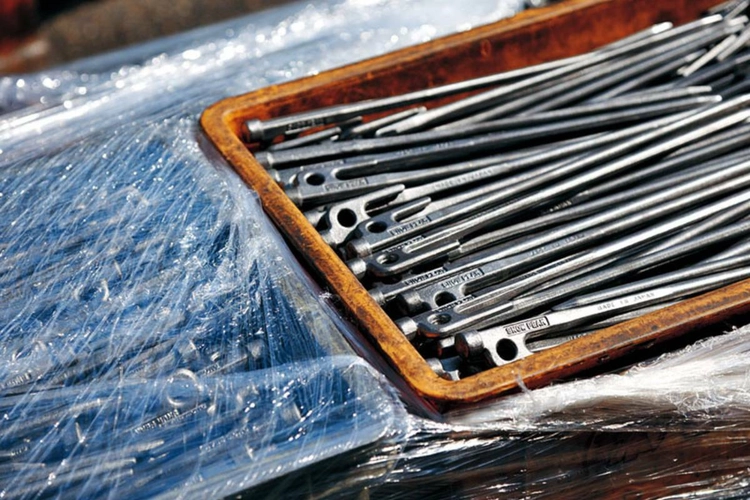 ______________________________