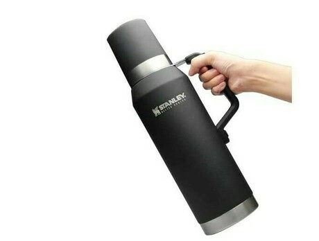 Stanley - スタンレー STANLEY マスター真空ボトル 750ml STANLEY マスター真空ボトル 0.75L（新ロゴ） スタンレー 海外