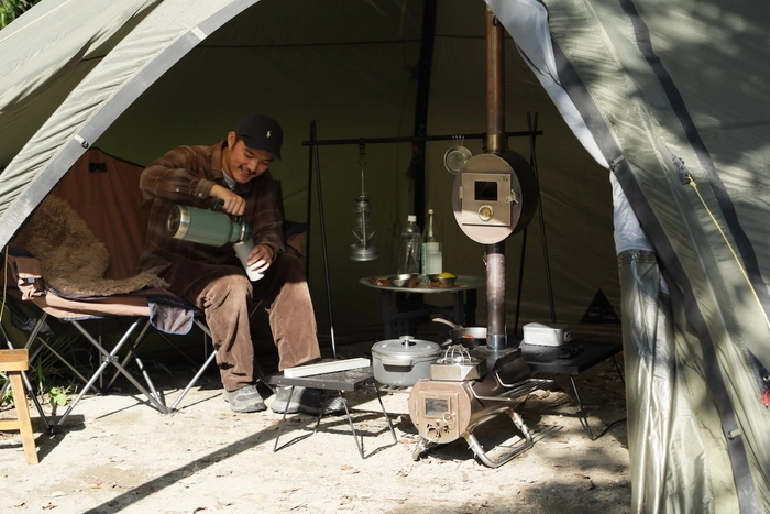 冬キャンプが快楽に変わる 薪ストーブの選び方 寒さとの攻防戦がついに決着 準備編 キャンプ アウトドア情報メディアhinata