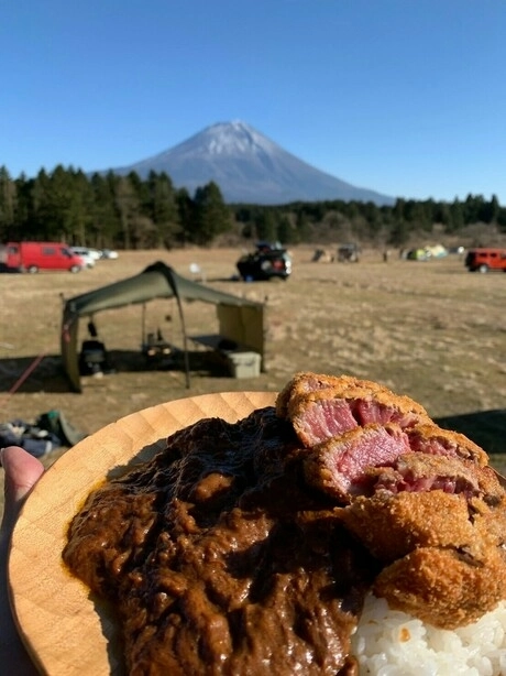 キャンプで作ったビーフカツカレー