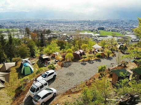 まつもと里山キャンプ場から見た松本市内