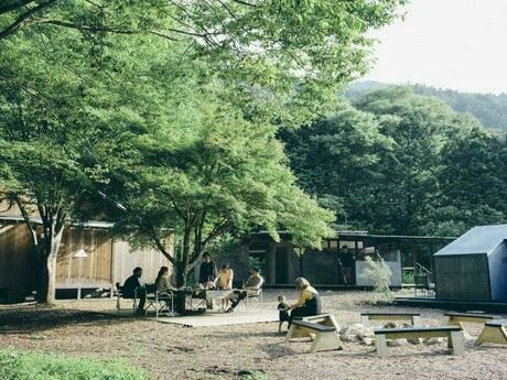 LOOF TINY HOUSE CAMPのサイト