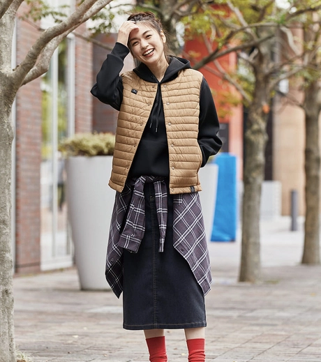 ワークマンの女子コーデを紹介 リーズナブルにおしゃれ可愛く キャンプ アウトドア情報メディアhinata