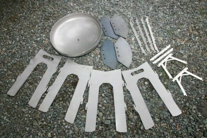 キャンプ場に現れた巨大な円盤の正体とは 鉄加工のプロが手がける独自ブランドの魅力に迫る キャンプ アウトドア情報メディアhinata