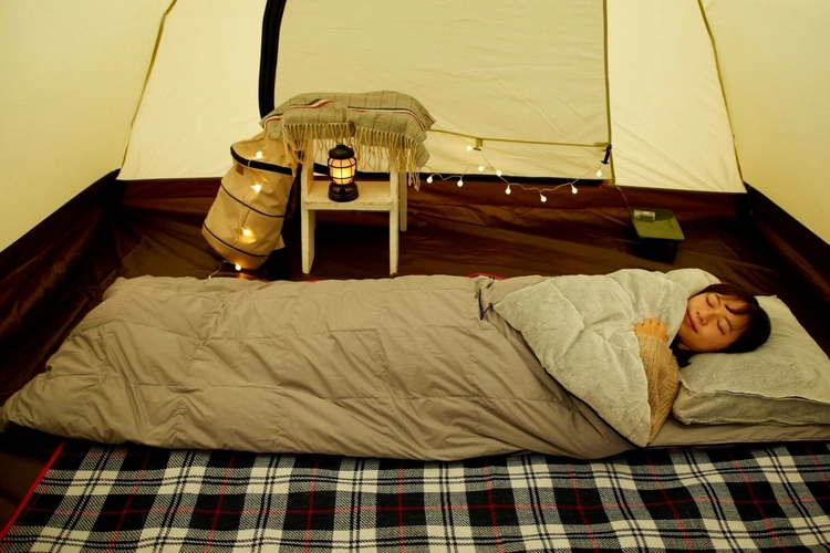 【希少】洗えるダウン寝袋「西川の本気寝袋」 高品質グース　ダウンシュラフ 西川の寝具技術とキャンプ好き社員のアイデアを詰め込んだ