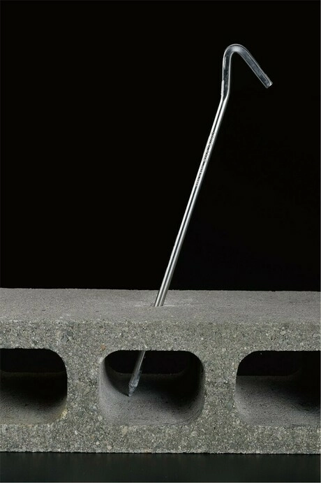 付属ペグ」卒業はユニフレームの“ジュラペグ”で！軽い、強い、使い