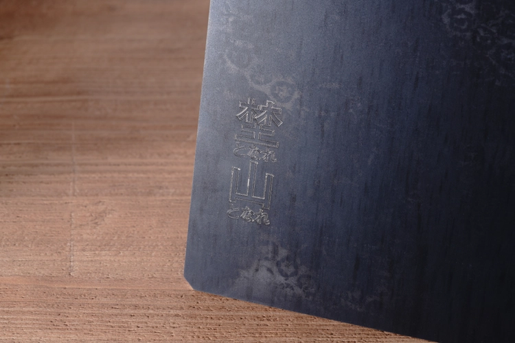 キャンプに「書斎」を持ち出す！？能動的に「ボッチ」を楽しむ
