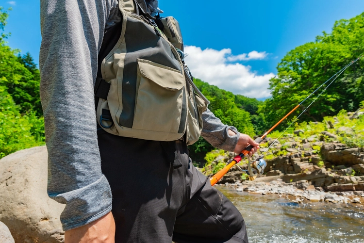 フィッシングベストおすすめ13選！機能的でおしゃれなアイテムを紹介