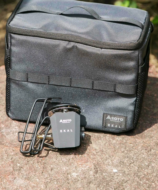 SOTO名品シングルバーナーに「漆黒ボディ」が新登場！専用バッグ付きで