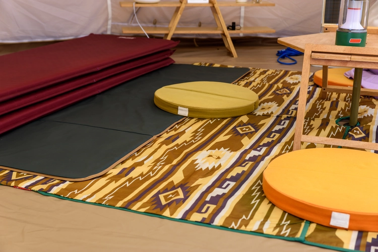 ビジョンピークス フォールディング テントマット 300 ブラウン ビジョンピークス フォールディング テントマット 300 ブラウン