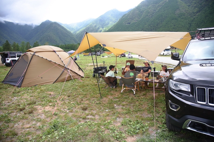 【Jeep Garage ①】Brand社　ドイツ幕　鉄骨　コットンテント Jeep Garage ①】Brand社 ドイツ幕 鉄骨 コットンテント Jeep Garage