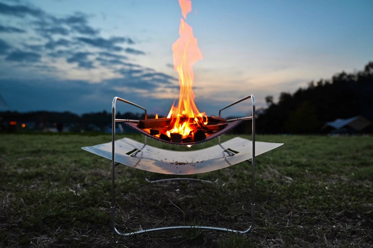 キャンプ好きもうなる個性派焚き火台4選！語ればお酒が止まらない