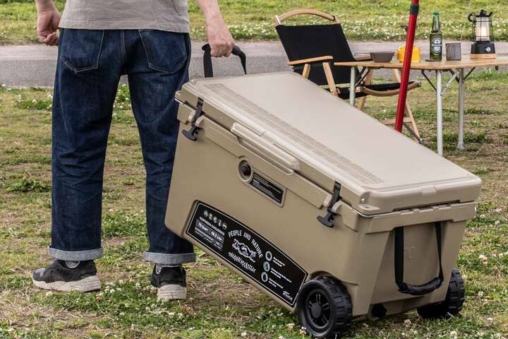 保冷力最強】大型クーラーボックスおすすめ26選！釣りやキャンプで大 