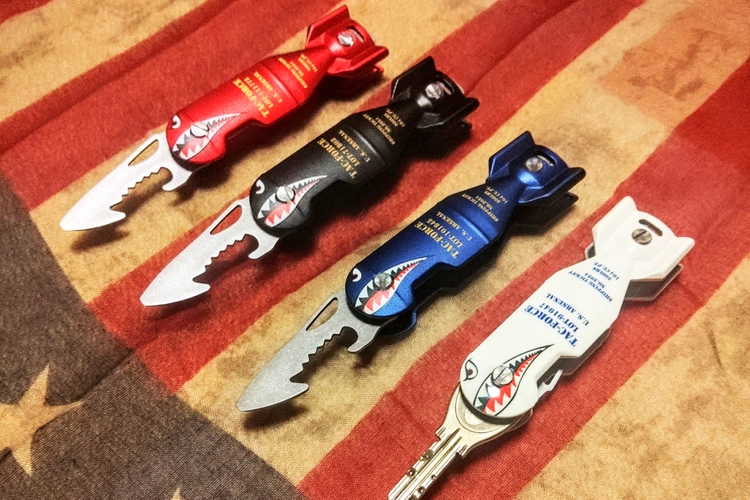 Shark Bomb Knife新作】ユニークなナイフが家族で使えるキーケースに