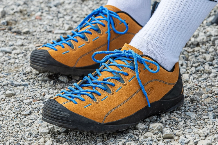 KEEN - KEEN キーン ハイカット 登山靴 ハイキングシューズ 22.5 スニーカー 楽天市場】キーン トレッキングシューズ レディース スニーカー