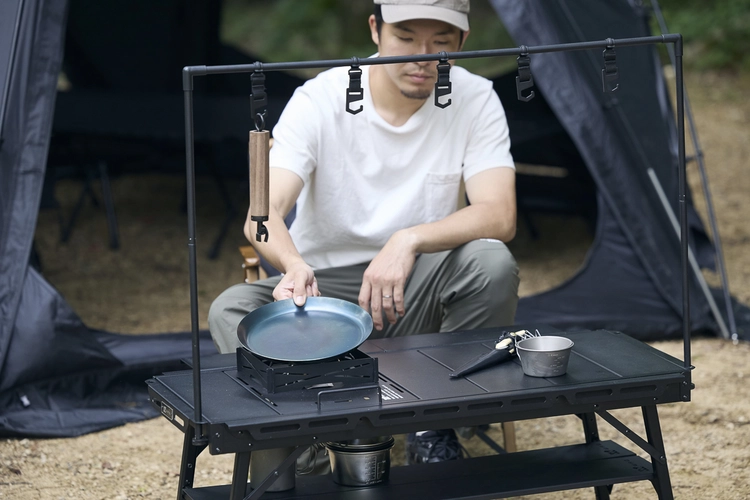 WAQマルチアイアンテーブル W92×D44×H40~45cm WAQマルチアイアンテーブル W92×D44×H40~45cm 2段階の高さ