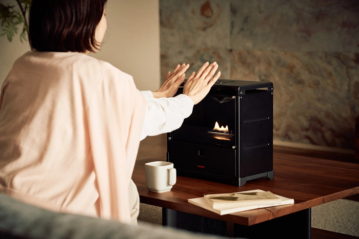 カセットガスで暖炉体験！イワタニから「MYDANRO」が新発売 | キャンプ
