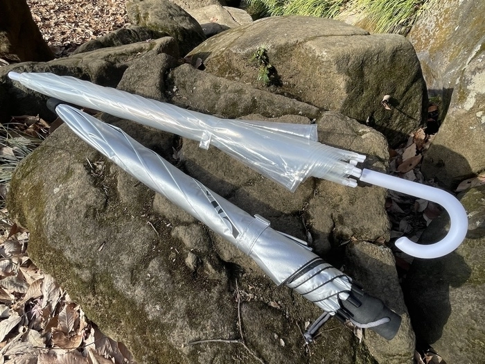 逆に“お願い降って…”ってなる、たった193gのシックスムーンデザインズ