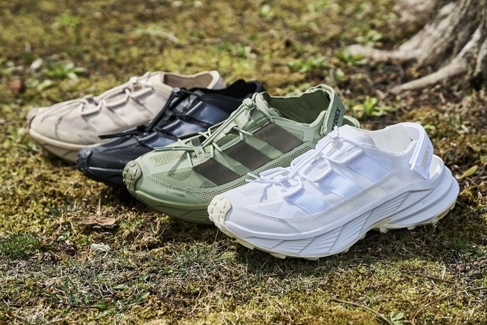 キャンプもアクティビティも。遊びを創り出す“オールテレーン”なサンダル【adidas TERREX】