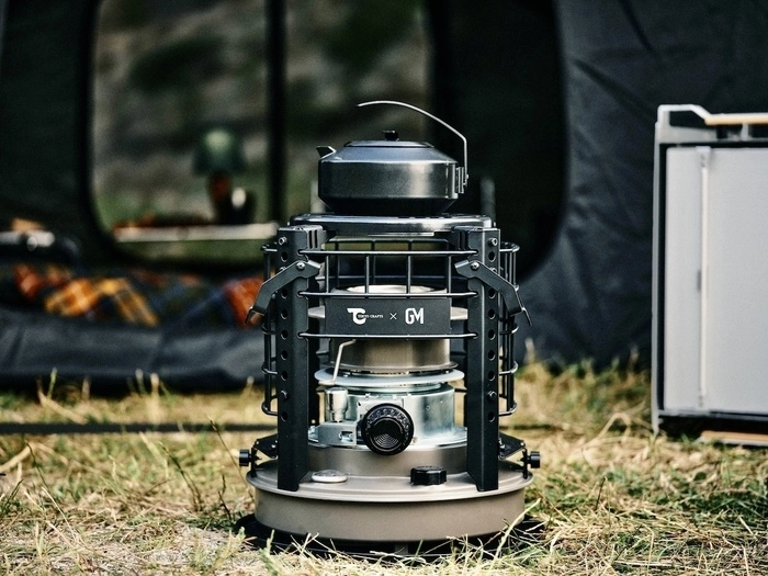 TOKYO CRAFTS×トヨトミ「GEAR MISSION」がコラボ！冬キャンプの“火まわり”を担う限定K3クッキングストーブが登場