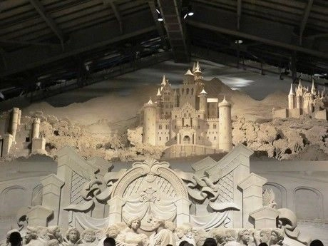 「砂の美術館」の砂像