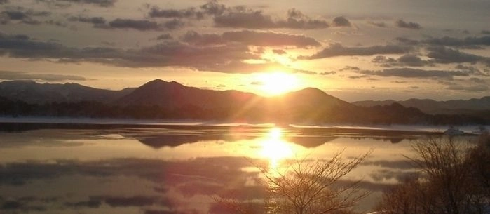 (福島県)桧原西湖畔オートキャンプ場からみえる夕陽
