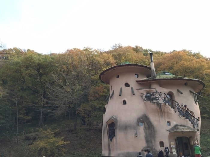 あけぼの子どもの森公園のムーミンの世界観の建物