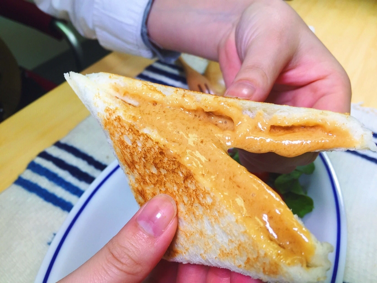 ランチパックで作った簡単ホットサンド