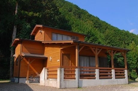山、海、川、滝に囲まれたアクティビティの宝庫のようなキャンプ場 キャンプinn海山 三重県