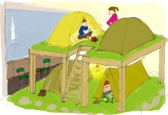 スカイツリーを見ながらキャンプをする絵