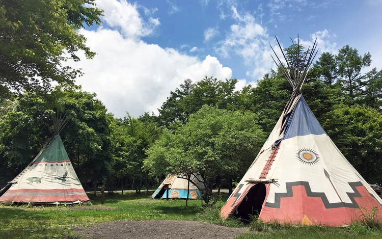 圧倒的な設営のしやすさが優秀なおしゃれテント♡ティピー型テントの