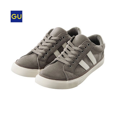 10選 ワンコインでおつりがくるものも プチプラスニーカーで出かけたい キャンプ アウトドア情報メディアhinata