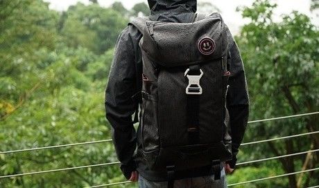 BACKPAIX』ついに日本に上陸！こんなバックパック見たことない BackPaix バックパックス　20L　【希少　他と違う物が欲しい人には是非