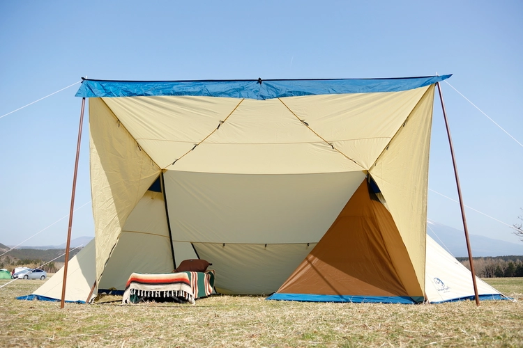 【タグ付き新品】WHOLE EARTH EARTH KITE タープ 使用レポ】今期注目の「Whole Earth」新作ギアの使い心地をhinata編集