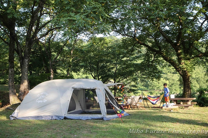 CAPTAIN STAG モンテ スクリーンツールームドームテント＜5〜6人用