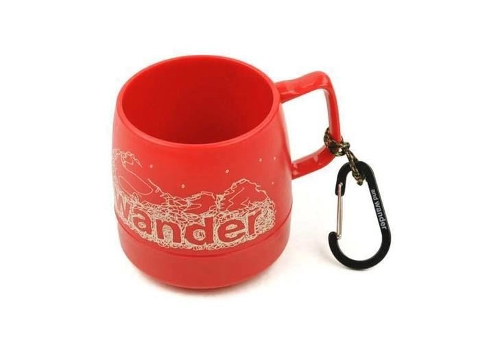 and wander and wander DINEX printed mug yellowの商品紹介
